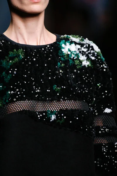 Look 123
